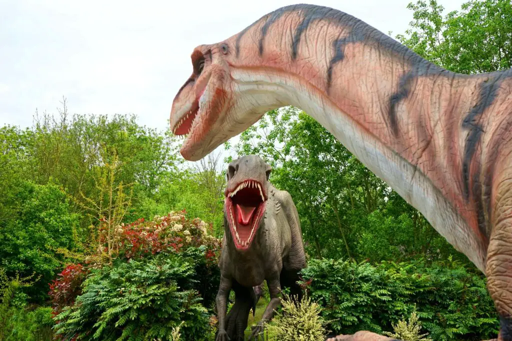 Two Dinosaur Statues monster dream